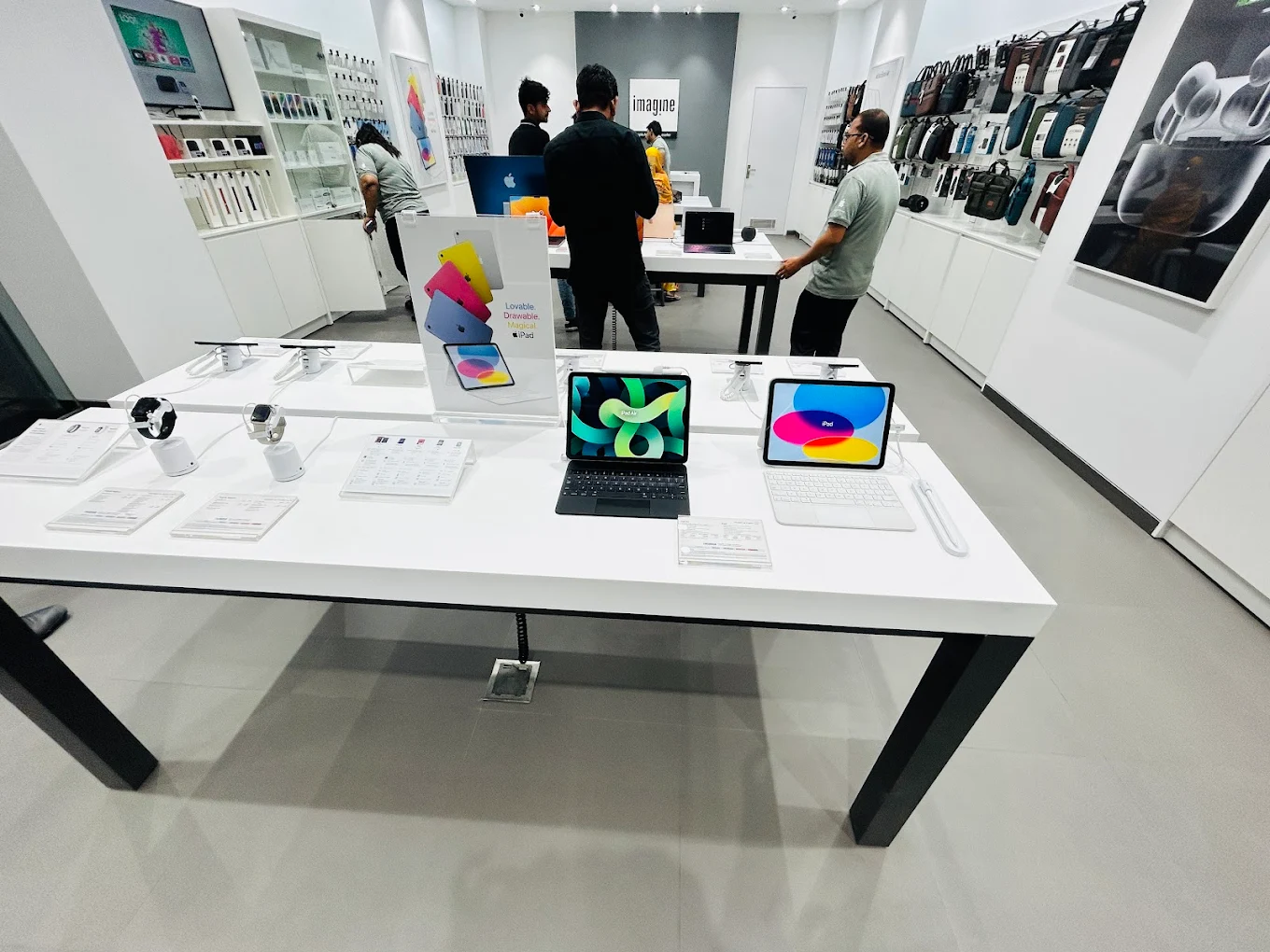 Imagine Apple Premium Reseller, Bikaner