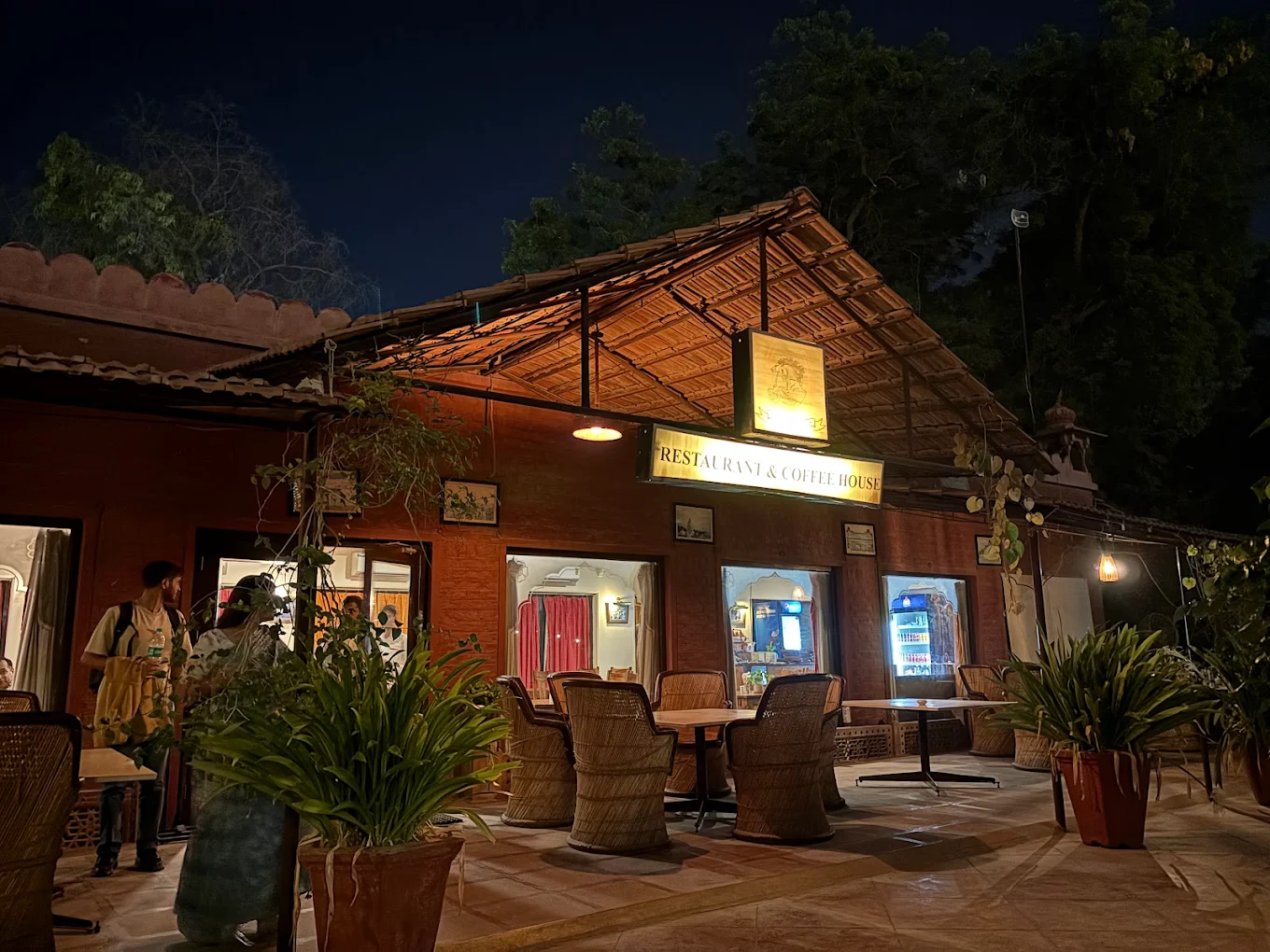 Gallops Restaurant & Coffee House